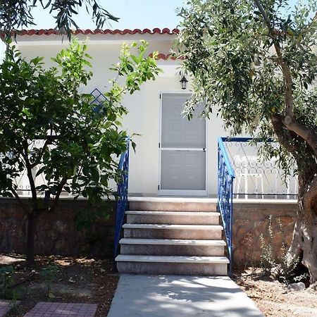 Villa Giovasia In Толон Екстериор снимка